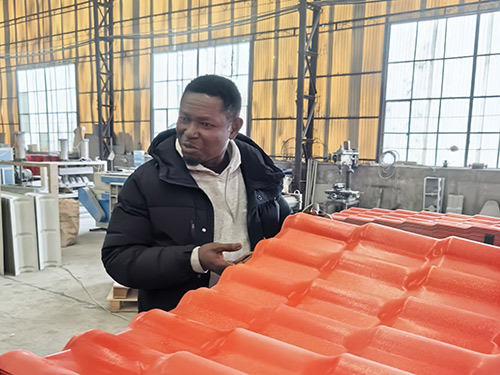 ���ؿ���